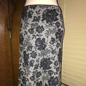 Classy vintage-inspired skirt